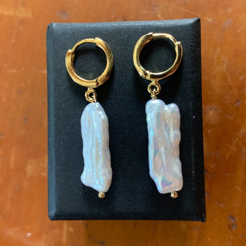 Child of Wild Alexandria Medium Pearl Earrings